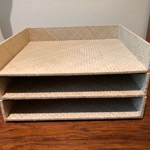 Woven desk top filing tray